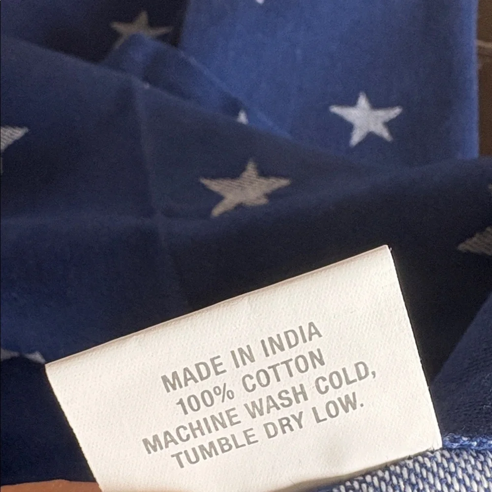 Crate & Barrel Blue White Stars & stripes Patriotic Cotton Fabric Napkins.